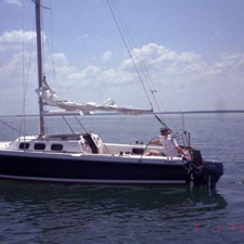 Far Niente (Dan Hope) motoring to the marina