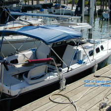 Bill and Sandy Gallant's R22 at the dock